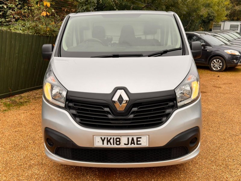 RENAULT TRAFIC