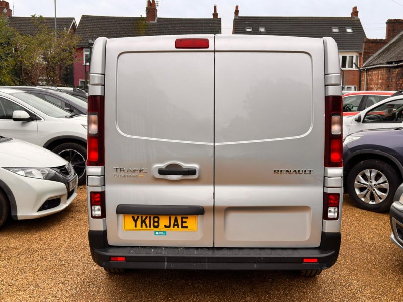 RENAULT TRAFIC