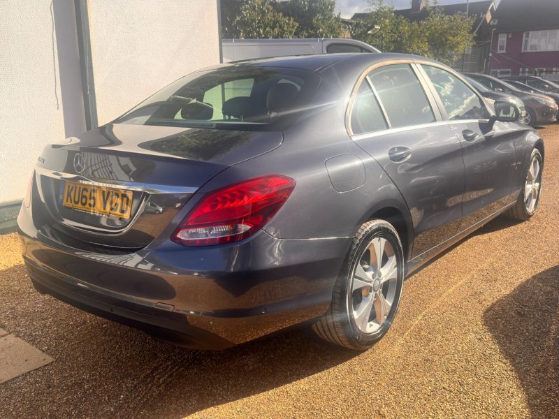 MERCEDES-BENZ C CLASS
