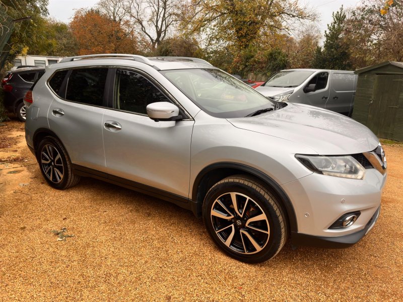 NISSAN X-TRAIL