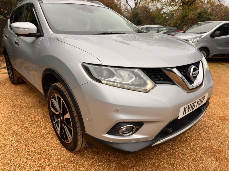 NISSAN X-TRAIL