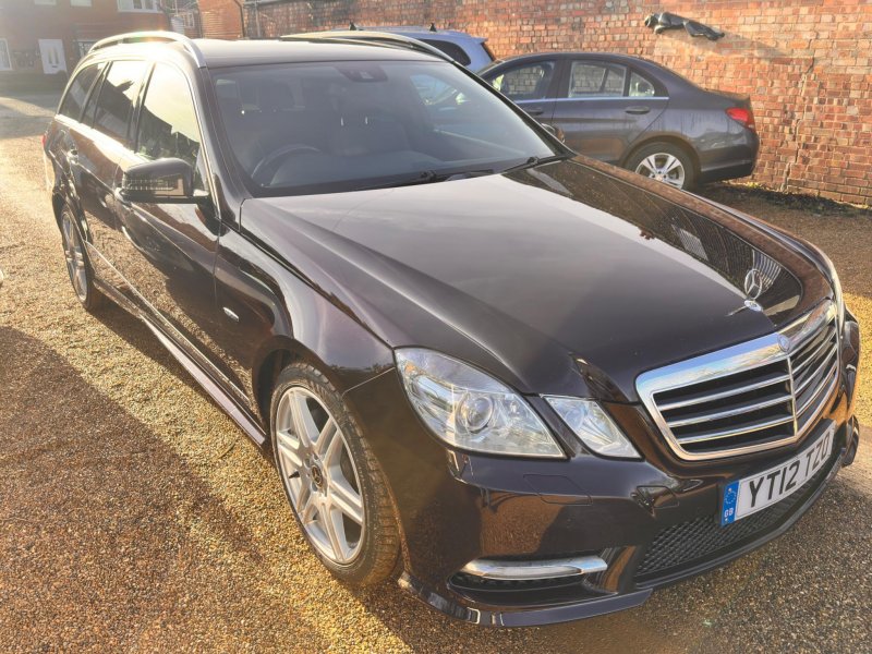 MERCEDES-BENZ E CLASS