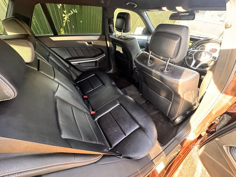 MERCEDES-BENZ E CLASS