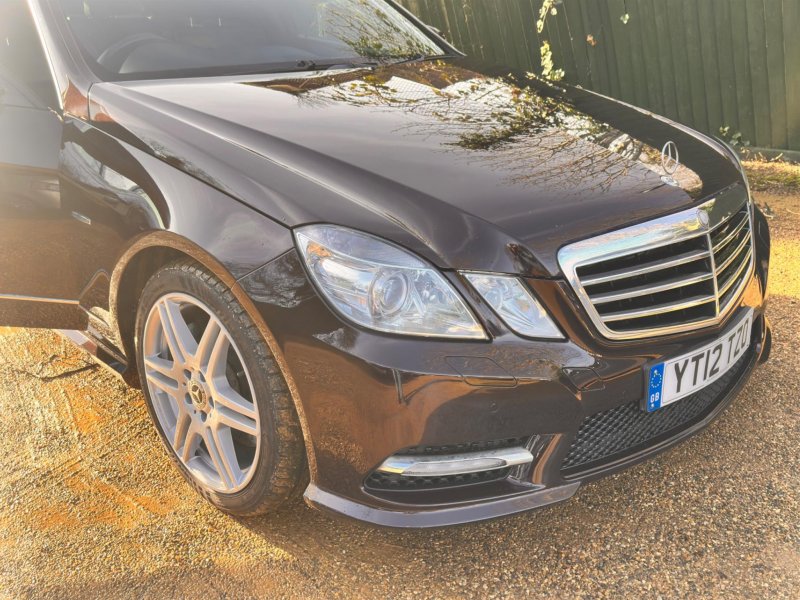 MERCEDES-BENZ E CLASS