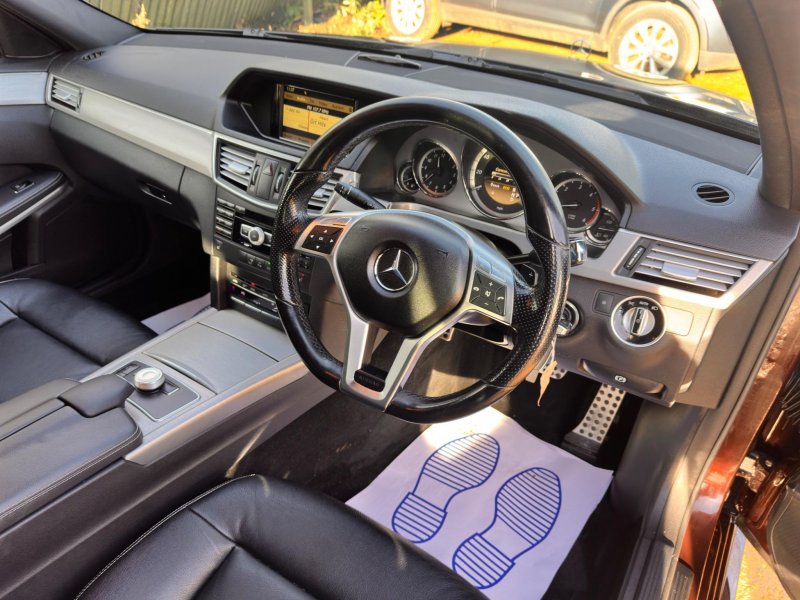 MERCEDES-BENZ E CLASS