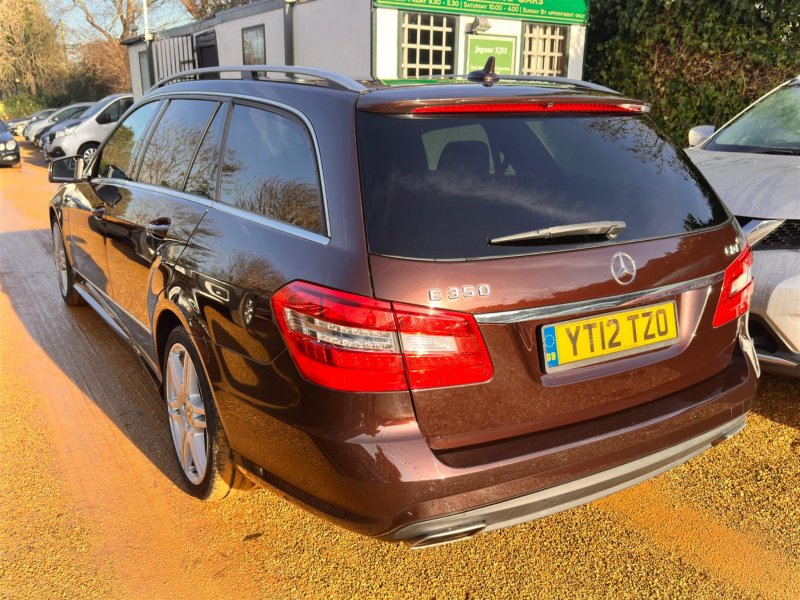 MERCEDES-BENZ E CLASS