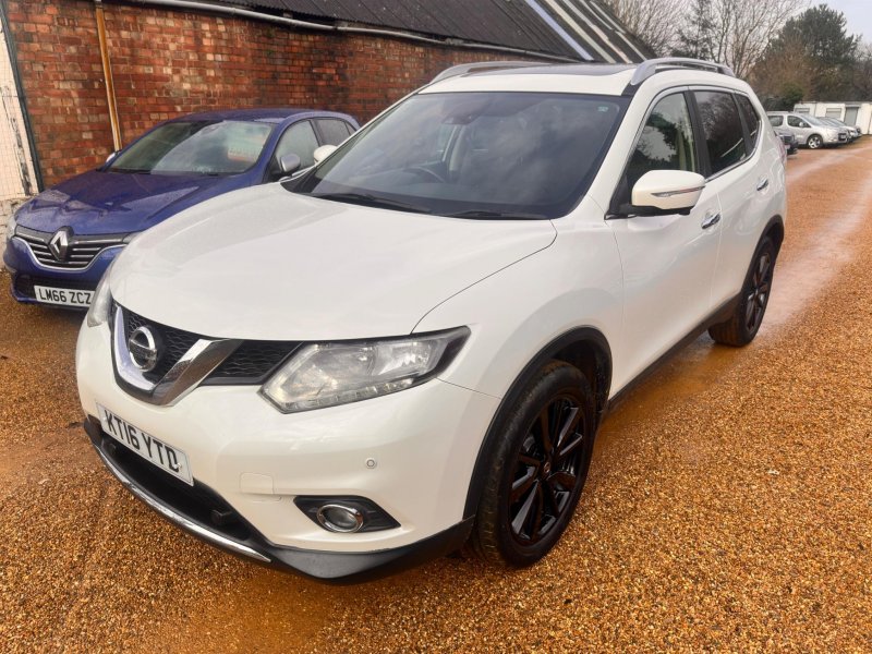 NISSAN X-TRAIL