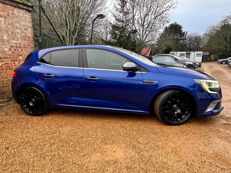 RENAULT MEGANE